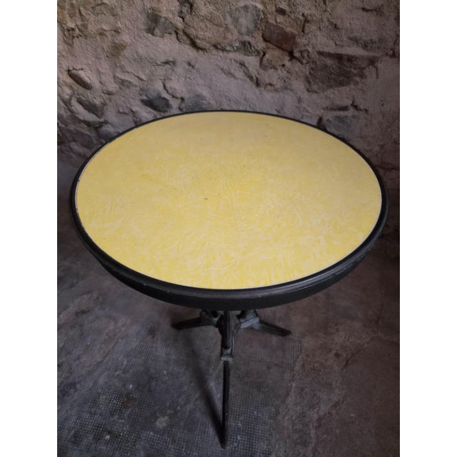 French Art Deco Rex Bistro Table with Bakelite Top, 1930 For Sale - Image 3 of 18