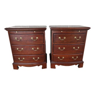 Pennsylvania House Geoergian Style 3 Drawer Cherry Nightstands - A Pair For Sale