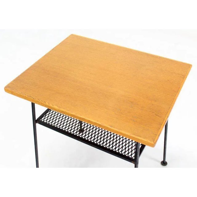 Mid-Century Modern Mid-Century Modern Side or End Table For Sale - Image 3 of 11