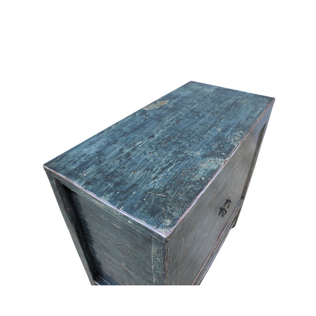 1950s Vintage Chinese Painted and Lacquered Hall Cabinet For Sale - Image 5 of 5