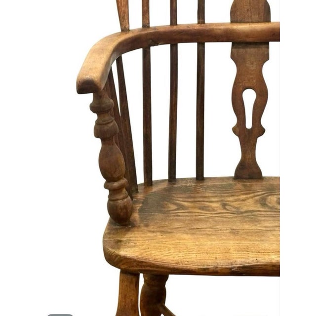 Antique Windsor English Chair in Elm, 1870 For Sale - Image 6 of 9
