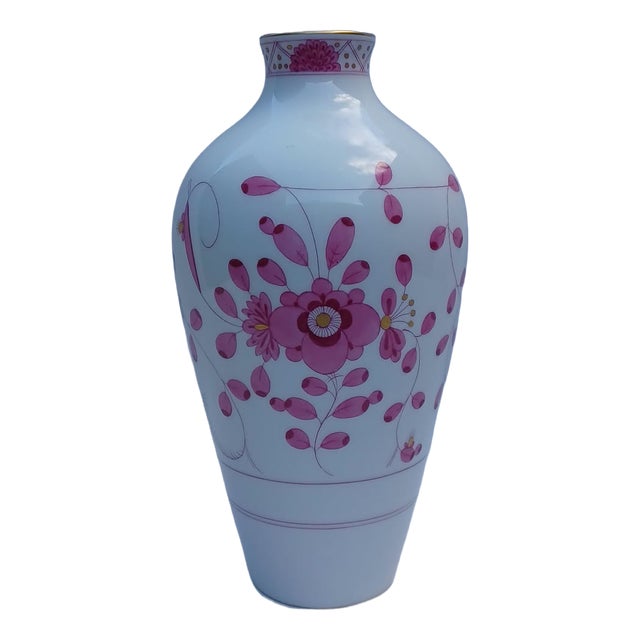 Vintage Porcelain Vase Indian Painting in Purple from Meissen, 1980 For Sale