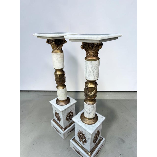 Early 20th Century Antique French Empire Bronze Ormolu White Marble Pedestals - A Pair For Sale - Image 5 of 10