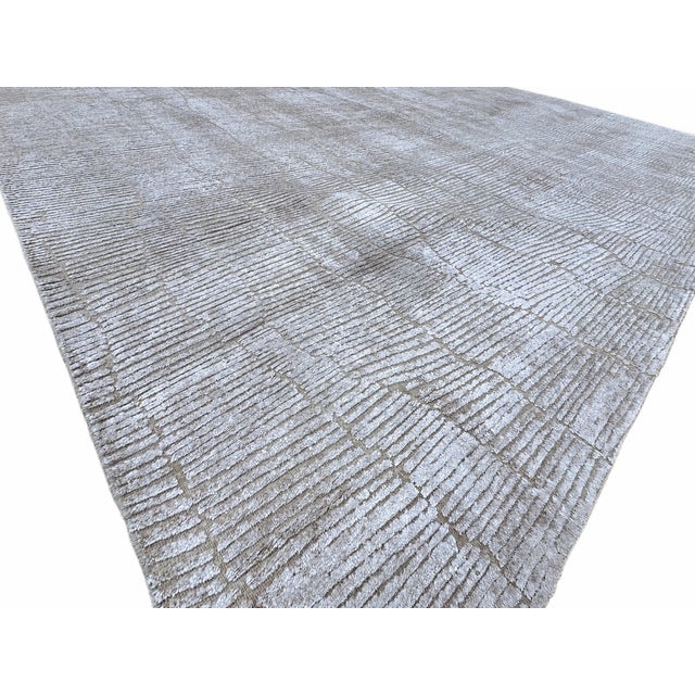 Contemporary Rh Lasya Silk & Wool Rug – 12' × 15' Sand | Hand-Knotted Silk & Wool For Sale - Image 3 of 18