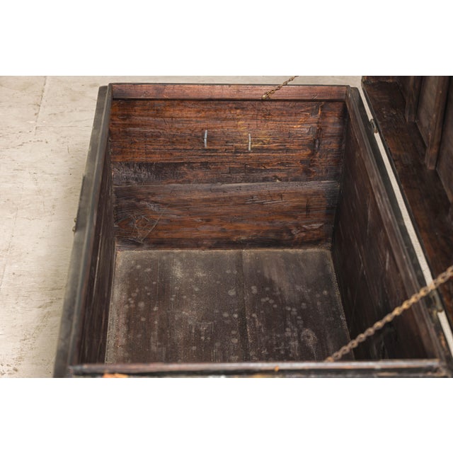 Qing Dynasty Elmwood Blanket Chest with Black Lacquer Finish and Brass Accents For Sale - Image 4 of 12