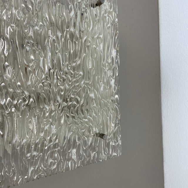 Metal Large Hollywood Regency Ice Glass Wall Light from Kalmar Leuchten, 1970s For Sale - Image 7 of 15