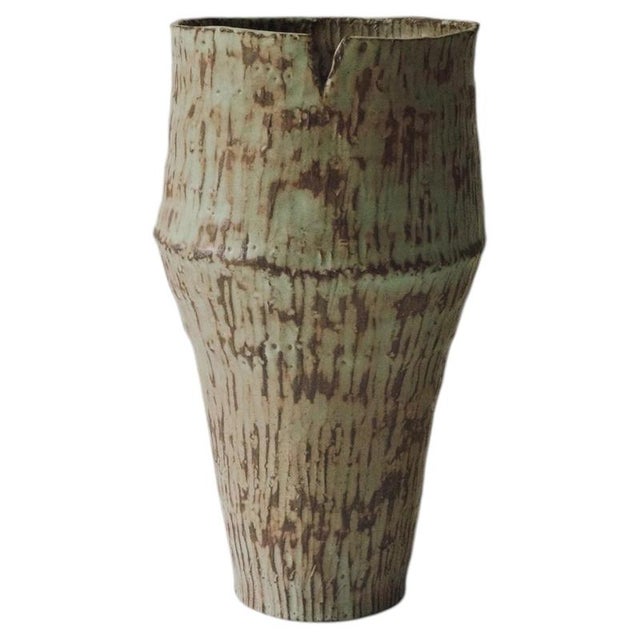 Ceramic In Bloom IV Ceramic Vase by Antonia Maria For Sale - Image 7 of 7