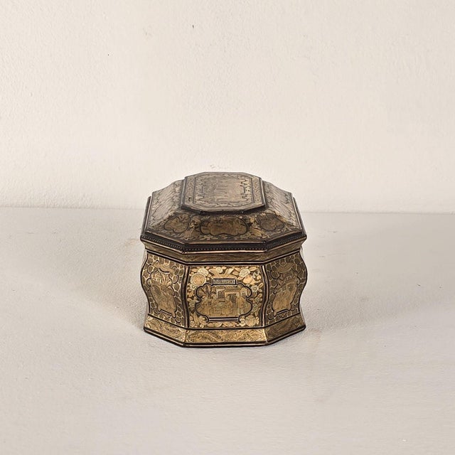19th Century 19th Century Chinese Lacquered & Gilt Tea Caddy For Sale - Image 5 of 12