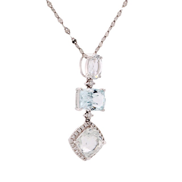 2020s Aquamarine and Diamond Platinum Pendant Necklace - Fei Liu For Sale - Image 5 of 8
