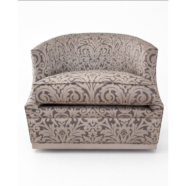 Mid-Century Modern Pair of Thomasville Upholstered Swivel Lounge Chairs For Sale - Image 3 of 11