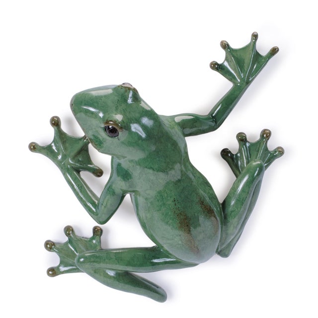 Kenneth Ludwig Chicago Stone Garden Frog Wall Accent (Set of 2) For Sale - Image 4 of 6