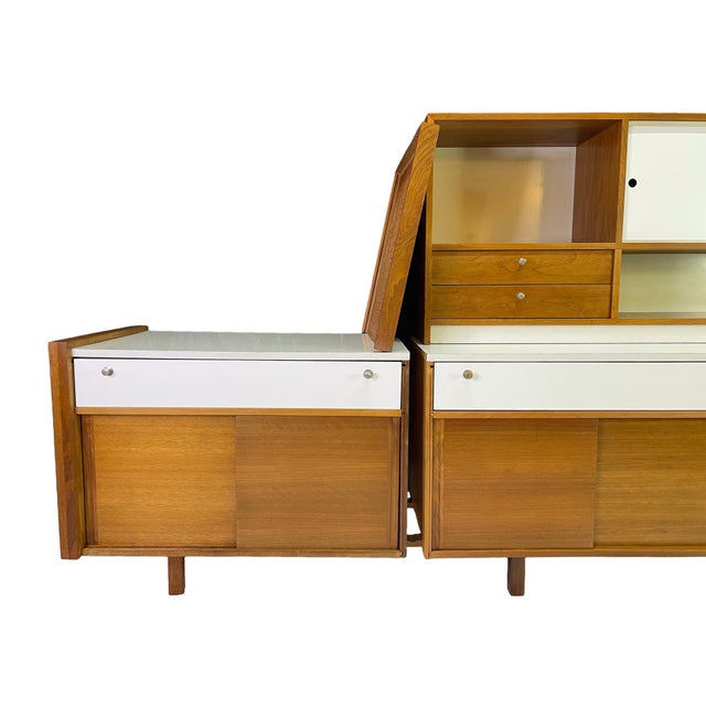 Brown Saltman Walnut Modular Wall Unit Attributed to Martin Borenstein, 1960s For Sale - Image 15 of 18