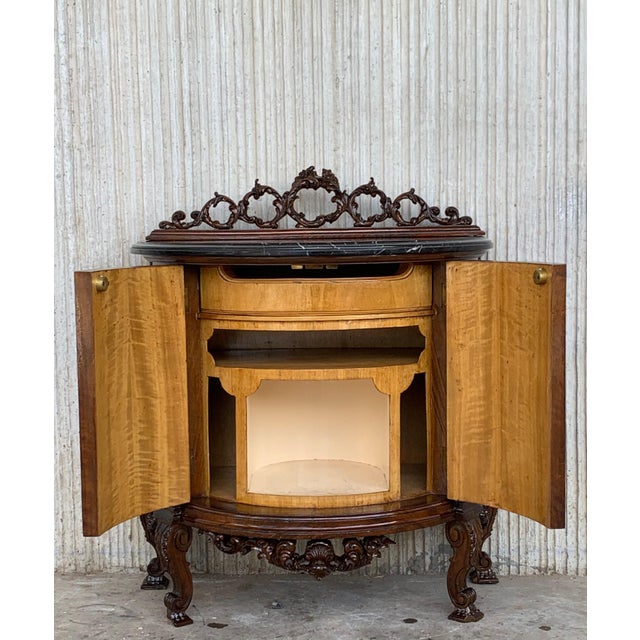 French Pair of Carved and Marquetry Nightstands with Two Doors and Hidden Drawer For Sale - Image 3 of 18