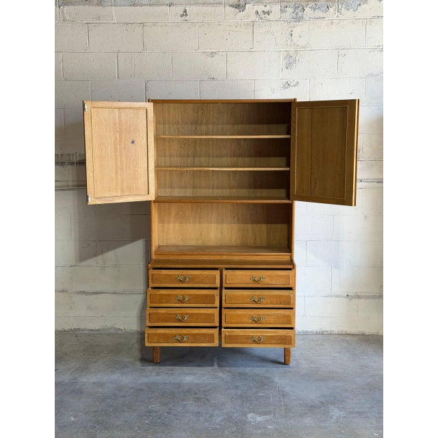 Mid-Century Modern Vintage Danish Oak Hutch Cabinet in Style of Henning Mid Century Storage Display Cabinet For Sale - Image 3 of 8