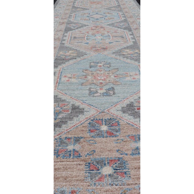 Floral Medallion Oushak Runner With Tribal Motifs and on a Gray Background For Sale In Atlanta - Image 6 of 13