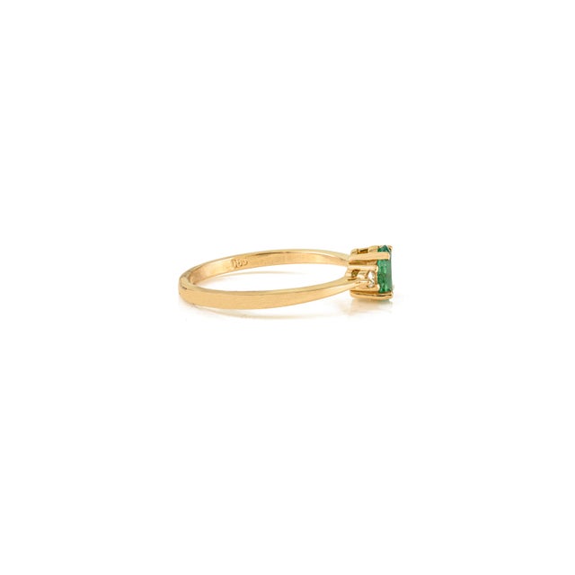 Not Yet Made - Made To Order 14k Yellow Gold Three Stone Ring Size 7 With Oval Cut Natural Emerald & Diamond For Sale - Image 5 of 13