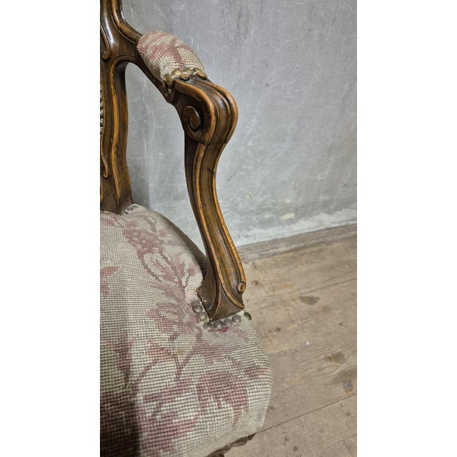 1940s Vintage Louis XV Style Carved Armchair with Floral Upholstery, France, 1740s For Sale - Image 5 of 18
