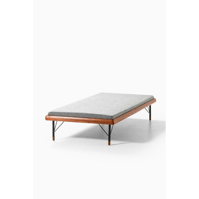 Oak Daybed by Erik Buck for Knud Juul-Hansen, 1950s For Sale - Image 6 of 7