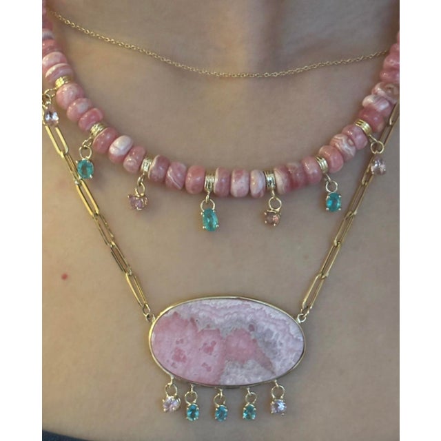 Rhodochrosite Rondelle Fringe Necklace With Pink Spinel, Emeralds & 14k Gold For Sale - Image 10 of 12