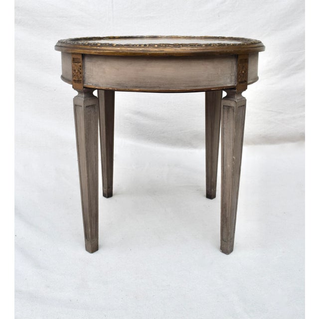 Early 20th Century Directoire Style Verre Eglomese Parcel Gilt Table For Sale In Philadelphia - Image 6 of 13