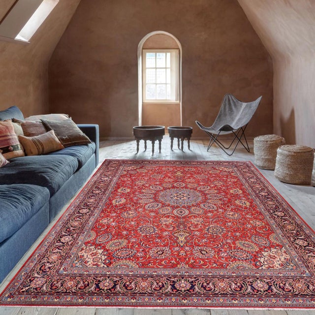 Red 1970s Hand-Knotted Wool Rug – 9.9 X 13 Ft – Red Floral Medallion Traditional For Sale - Image 8 of 8