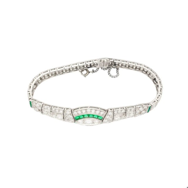 Vintage Art Deco Old Euro Cut Diamond and Emerald Bracelet in Platinum For Sale - Image 4 of 8
