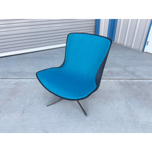 Metal 1970s Pair of Mid Century Heavy Chrome Swivel Lounge Chairs For Sale - Image 7 of 13
