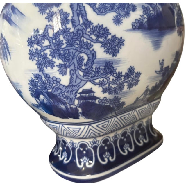 Vintage Palm Beach Regency Chinoiserie Blue & White Porcelain Asian Vase For Sale In West Palm - Image 6 of 9
