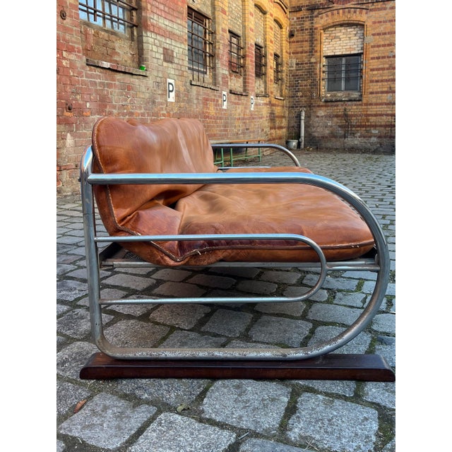 This rare sled-base sofa by Hynek Gottwald is an outstanding example of Czech functionalism from the 1930s and...