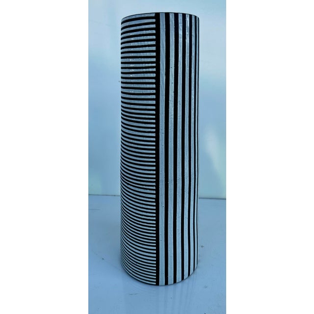 Jonathan Adler Adler Palm Springs Black and White Striped Cylindrical Stoneware Vase For Sale - Image 4 of 7
