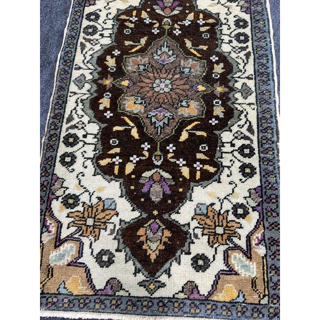 Contemporary Turkish Yastik Rug 1'7" x 2'11" For Sale - Image 3 of 5
