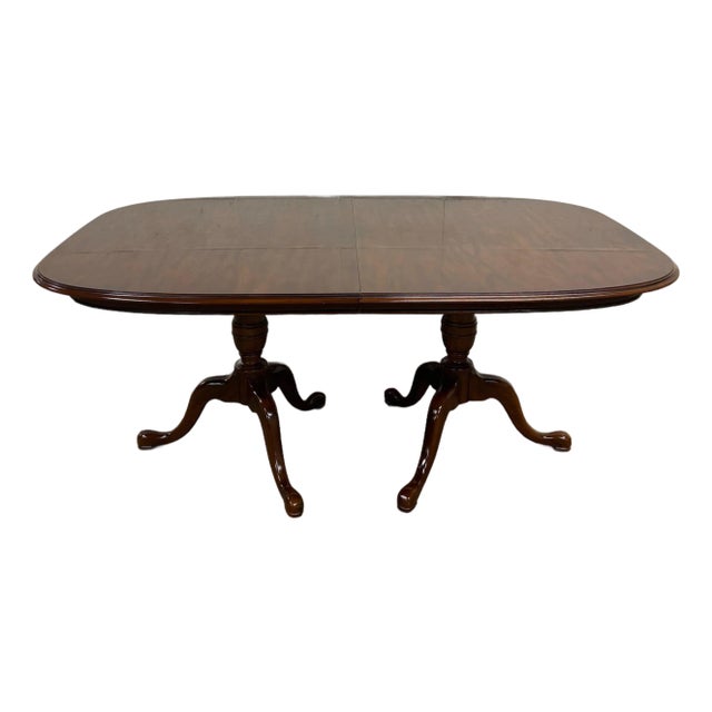 Vintage Drexel Georgian Style Cherry Double Pedestal Dining Table For Sale