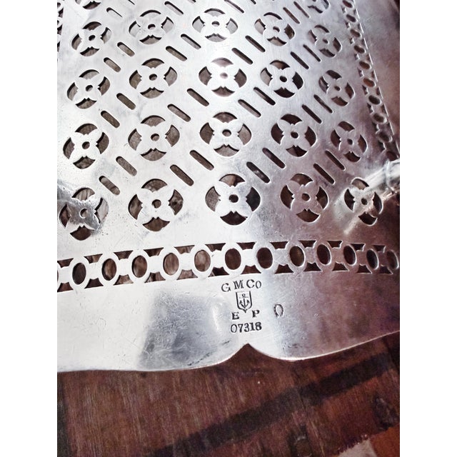 1900 - 1909 1905 Silver Plated Asparagus Server From Hotel Baltimore in Kansas City For Sale - Image 5 of 11