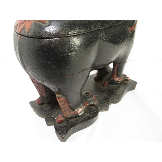 Antique Carved Wood Singha Guardian Lion ~ Thailand Buddhist Lidded Temple Box For Sale - Image 17 of 18