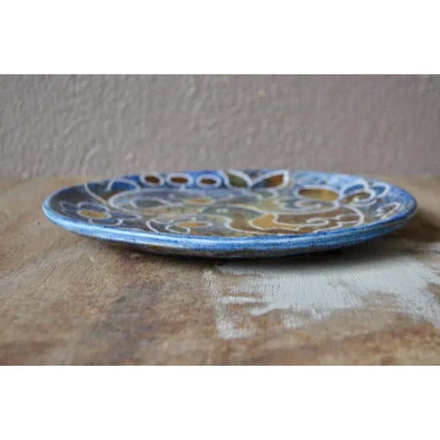 Bernard Buffat is a ceramist whose work is atypical and full of poetry. This large decorative dish with birds is a typical...