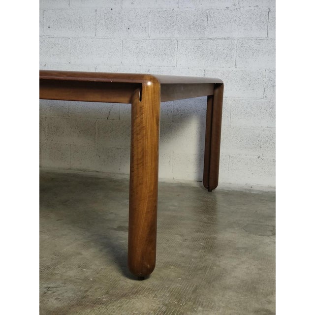 Model 781 Square Dining Table in Walnut by Vico Magistretti for Cassina, 1960s For Sale - Image 13 of 17