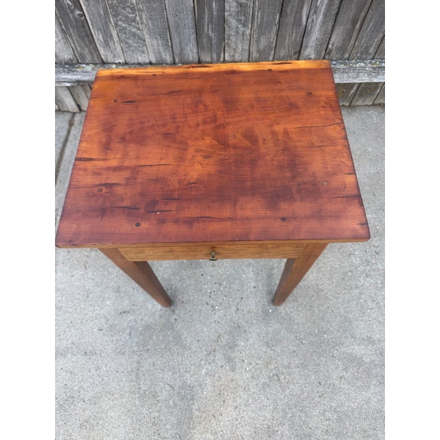 Hepplewhite Antique American Federal Hepplewhite One-Drawer Side Table, Circa 1820 For Sale - Image 3 of 7