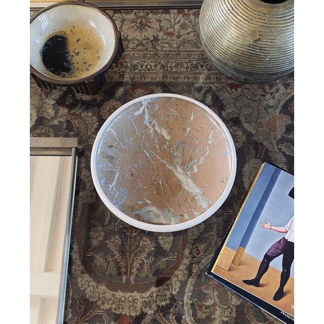 White marbled ceramic centerpiece / vide poche manufactured by Alvino Bagni Italy ca. 1970 H 8 cm x 37 cm diam. Signed...