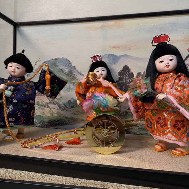 1970s Japanese Ichimatsu Hanaguruma Flower Cart Doll Display, 1970s For Sale - Image 5 of 14