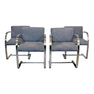 Mid Century Modern Mies Van Der Rohe Brno Flat Bar Chrome Armchairs 1970s - Set of 4 For Sale