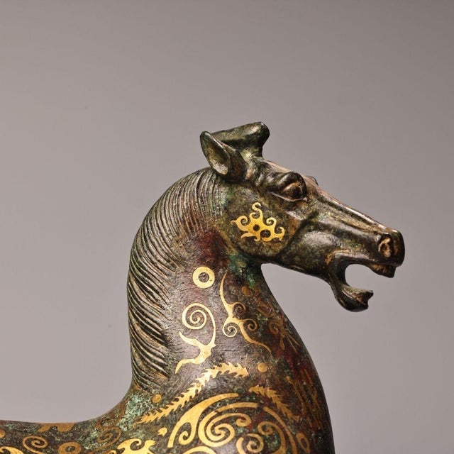 Vintage Bronze "Flying Horse of Gansu" With Gold Inlay Statue - 10" Wide For Sale - Image 10 of 10