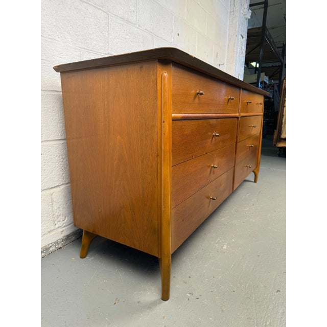 Mid 20th Century Mid 20th Century Vintage Sculpted Dresser by Stiehl Furniture New York For Sale - Image 5 of 12