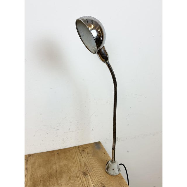 1960s Vintage Italian Gooseneck Table Lamp in Chrome, 1960s For Sale - Image 5 of 18