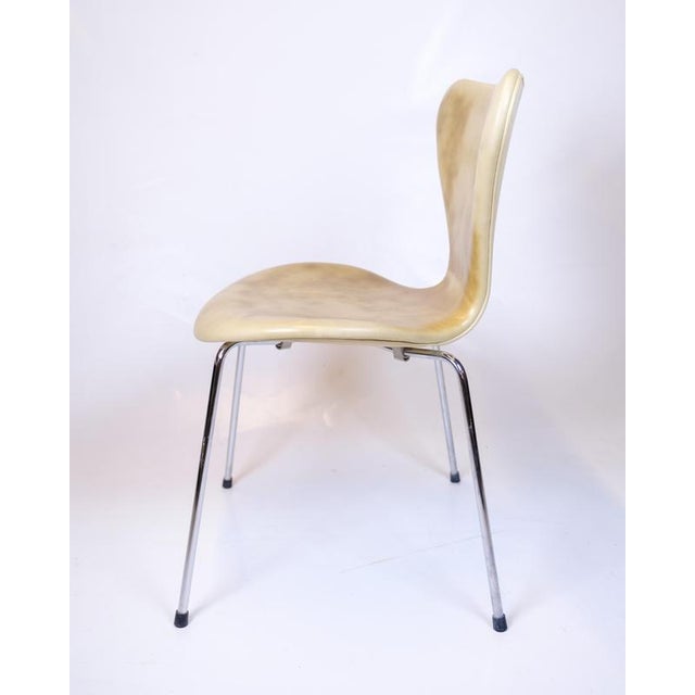 Animal Skin Chairs in Natural Leather from Fritz Hansen, 1955, Set of 8 For Sale - Image 7 of 12