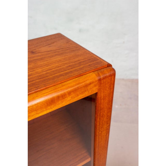 Vintage Danish Teak Vitrine, 1960s For Sale - Image 12 of 18