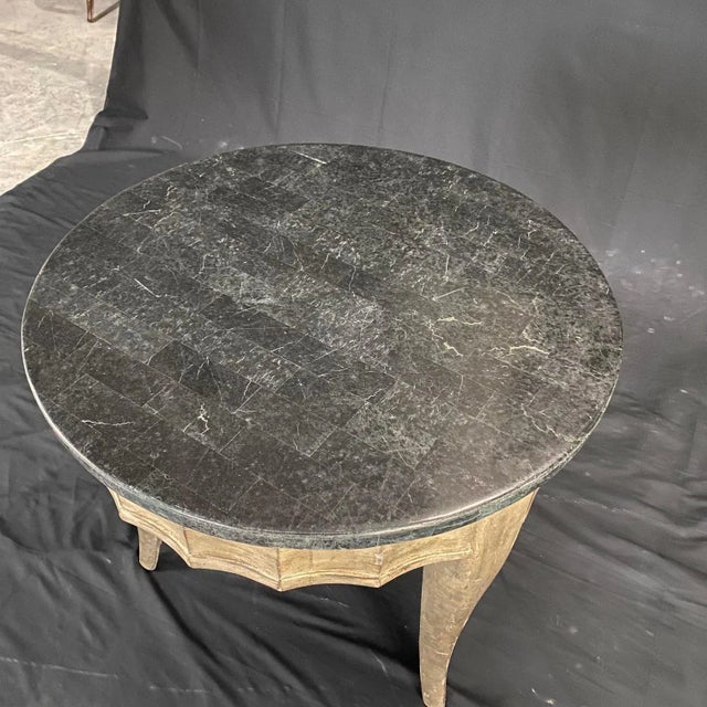 Henredon Mid-Century Modern Round Silver Leaf Side Table With Green Marble Top For Sale - Image 4 of 8
