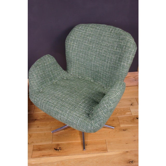 Green Mid-Century Modern Hungarian Swivel Lounge Chair in Green Textured Fabric, 1970s For Sale - Image 8 of 14