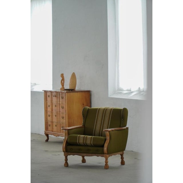 Mid-Century Modern Danish Oak Lounge Chairs by Henning Kjærnulf, 1960s, Set of 2 For Sale - Image 4 of 18