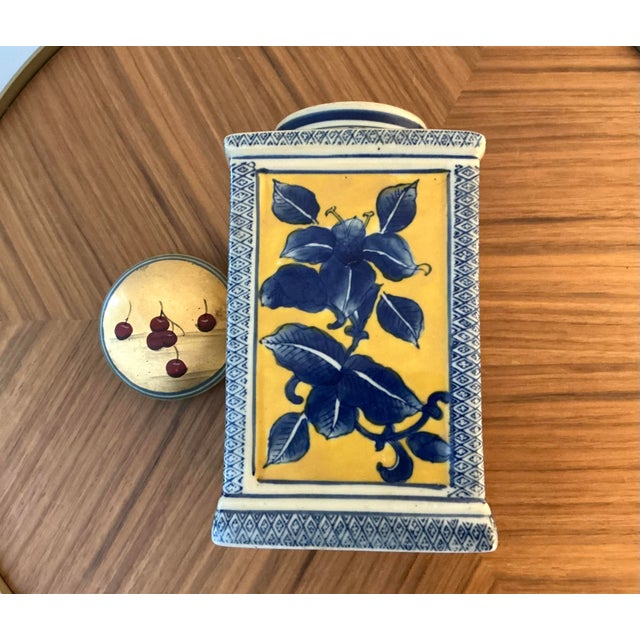 Vintage Chinese Hand-Painted Fruit Ginger Jar With Lid, 9” For Sale - Image 10 of 12