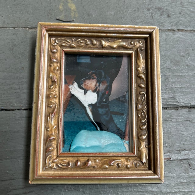 Vintage Collection of Five Miniature Picture Frames- Set of 5 For Sale In Philadelphia - Image 6 of 8